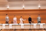 左から島地保武、酒井はな、唐津絵理、岡田玲奈、黒田勇。©HATORI Naoshi