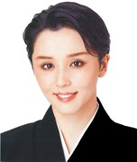 暁千星©︎宝塚歌劇団