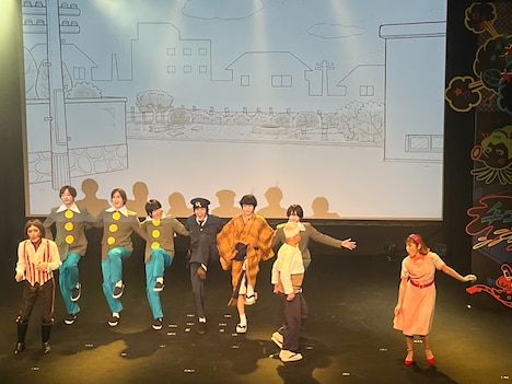 赤塚不二夫生誕90周年記念公演「赤塚不二夫スクラップブック」より。