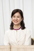 小林綾子