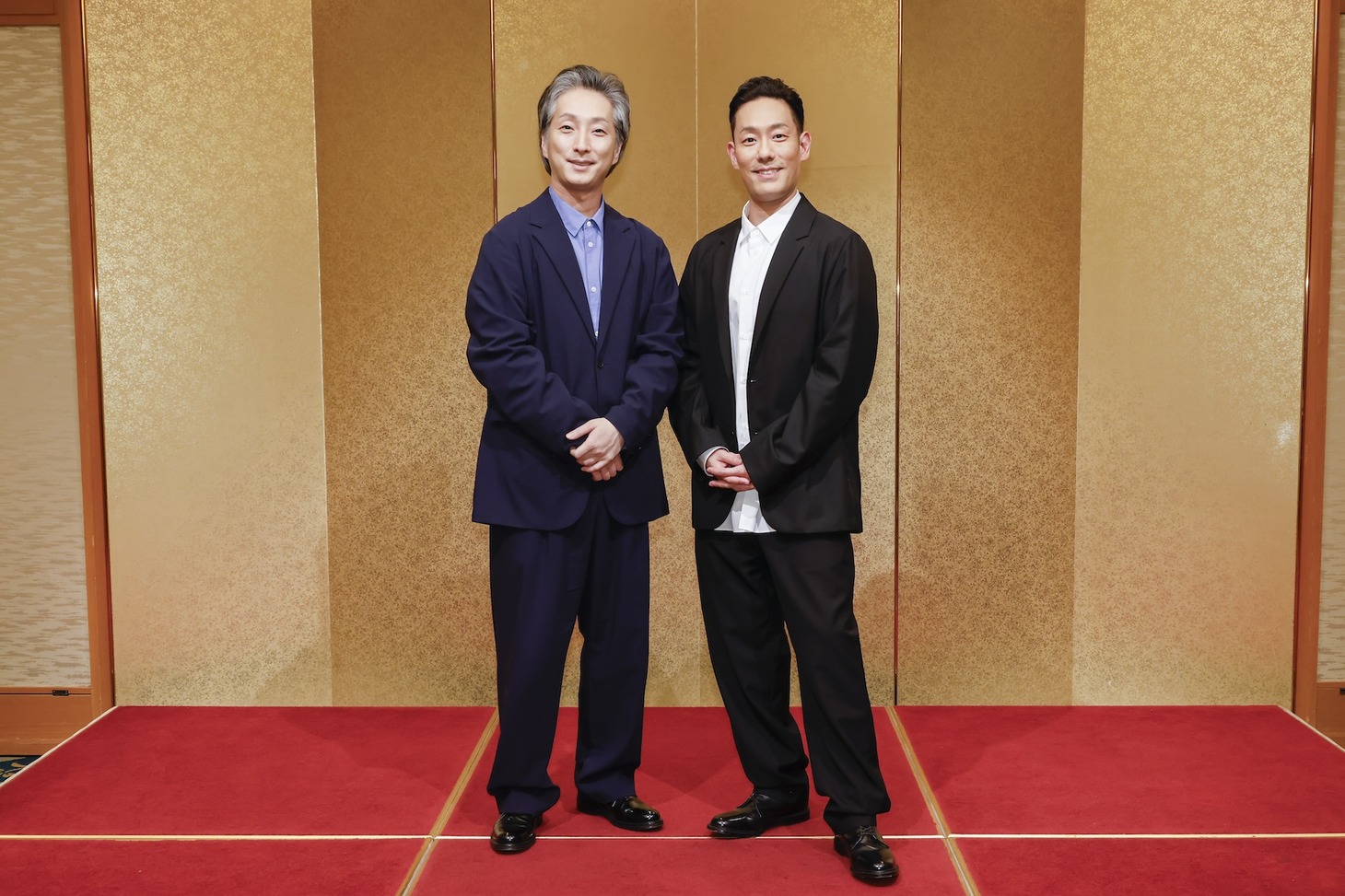 「六月博多座大歌舞伎」記者会見の様子。左から中村七之助、中村勘九郎。