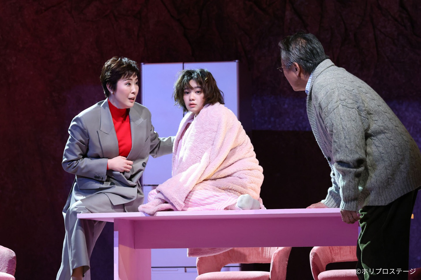 舞台「リンス・リピート ―そして、再び繰り返す―」より。（撮影：宮川舞子）