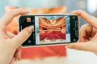 「梅芸メインホールポップアップカード」の活用例。