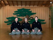 万作の会「第二十回 狂言ざゞん座」記者懇談会より。左から高野和憲、月崎晴夫、深田博治。