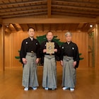 野村万作一門による“運動会”「狂言ざゞん座」20年目の開催、万作は珍しい「雛売」を舞う