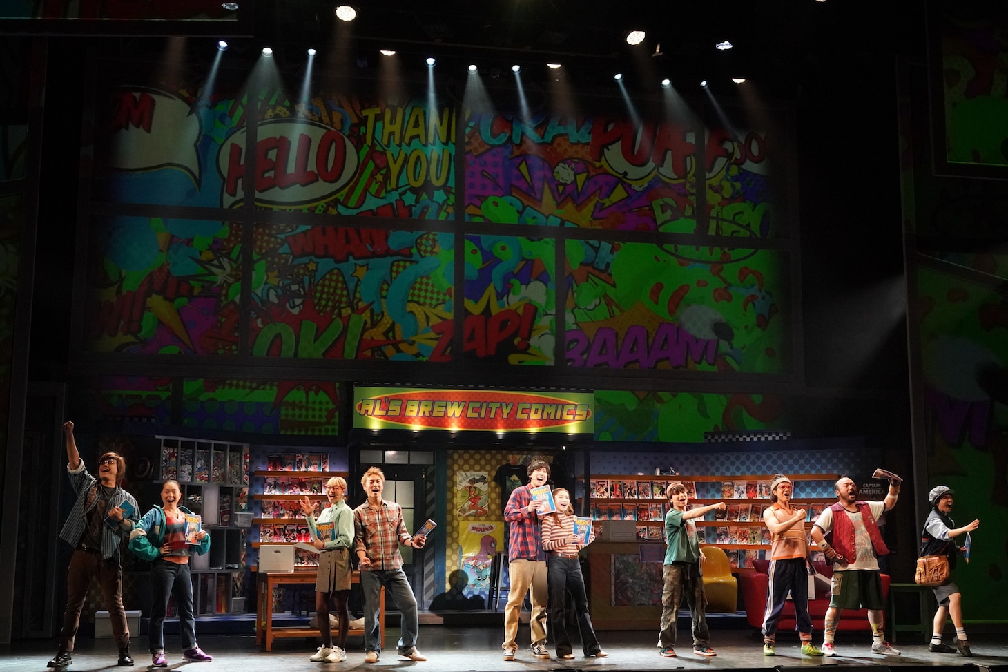 上田一豪が演出した「HERO THE MUSICAL」より。（写真提供：東宝演劇部）