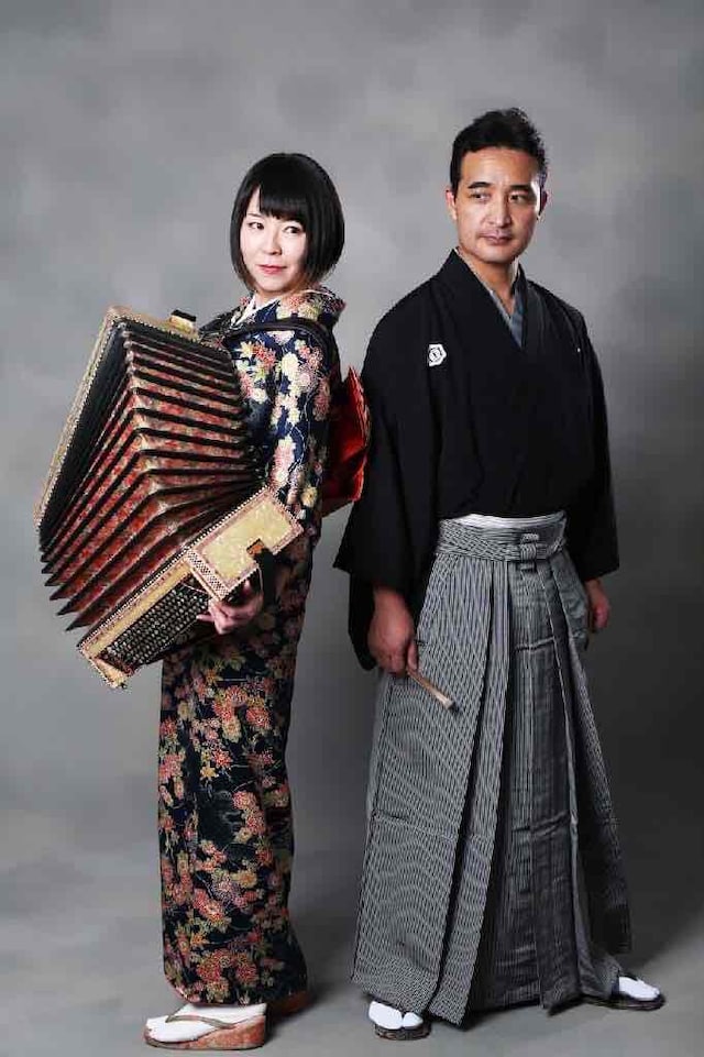 左からかとうかなこ、玉田玉秀斎。