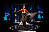 「ファッションフリークショー」過去公演の様子。