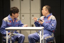 メトロンズ #08「遠藤さんの叔父さんが死んだけど旅行は行きたい」より。