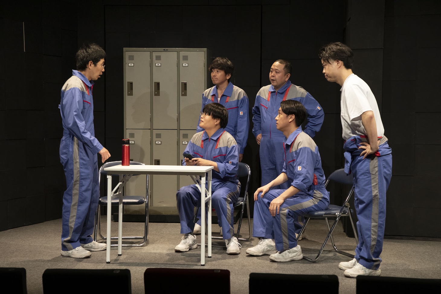 メトロンズ #08「遠藤さんの叔父さんが死んだけど旅行は行きたい」より。