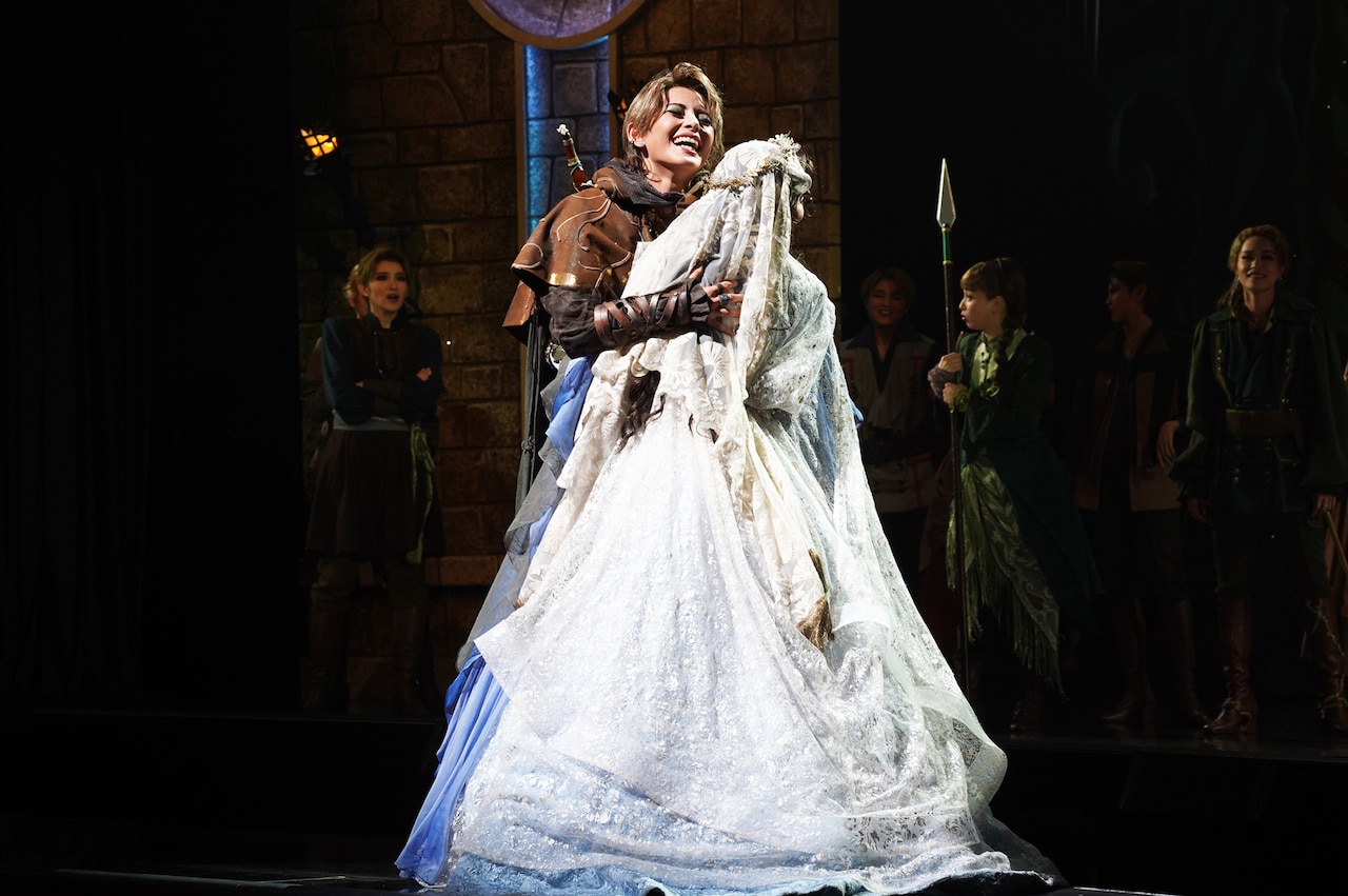 朝美絢 舞台写真／雪組大劇場公演『ROBIN THE HERO
