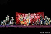 これ以上ない“プリミティブな演劇”に、SPAC新作「ラーマーヤナ物語」開幕
