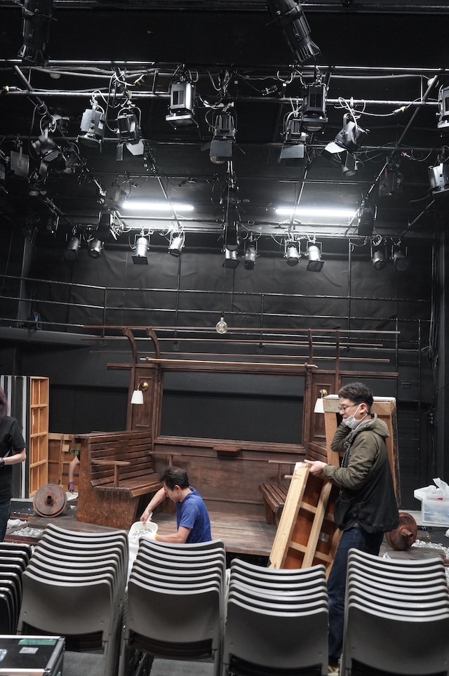 2024年5月15日、こまばアゴラ劇場の最終公演終演後の劇場内の様子。