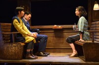 青年団「思い出せない夢のいくつか」（2024年）より。