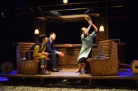 青年団「思い出せない夢のいくつか」（2024年）より。