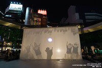 「TACT FESTIVAL 2025」より、川村亘平斎「それは誰のための花？」の様子。