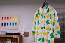 南野詩恵「今、何かを着ているみなさんへ」ビジュアル