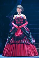 ミュージカル「ダンス オブ ヴァンパイア」ゲネプロより、中村麗乃。
