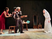 パルコ・プロデュース 2025「星の降る時」プレスコールより。(撮影:細野晋司)