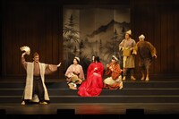 2025年劇団☆新感線45周年興行・初夏公演 いのうえ歌舞伎【譚】Retrospective「紅鬼物語」より。（撮影：大久保啓二）