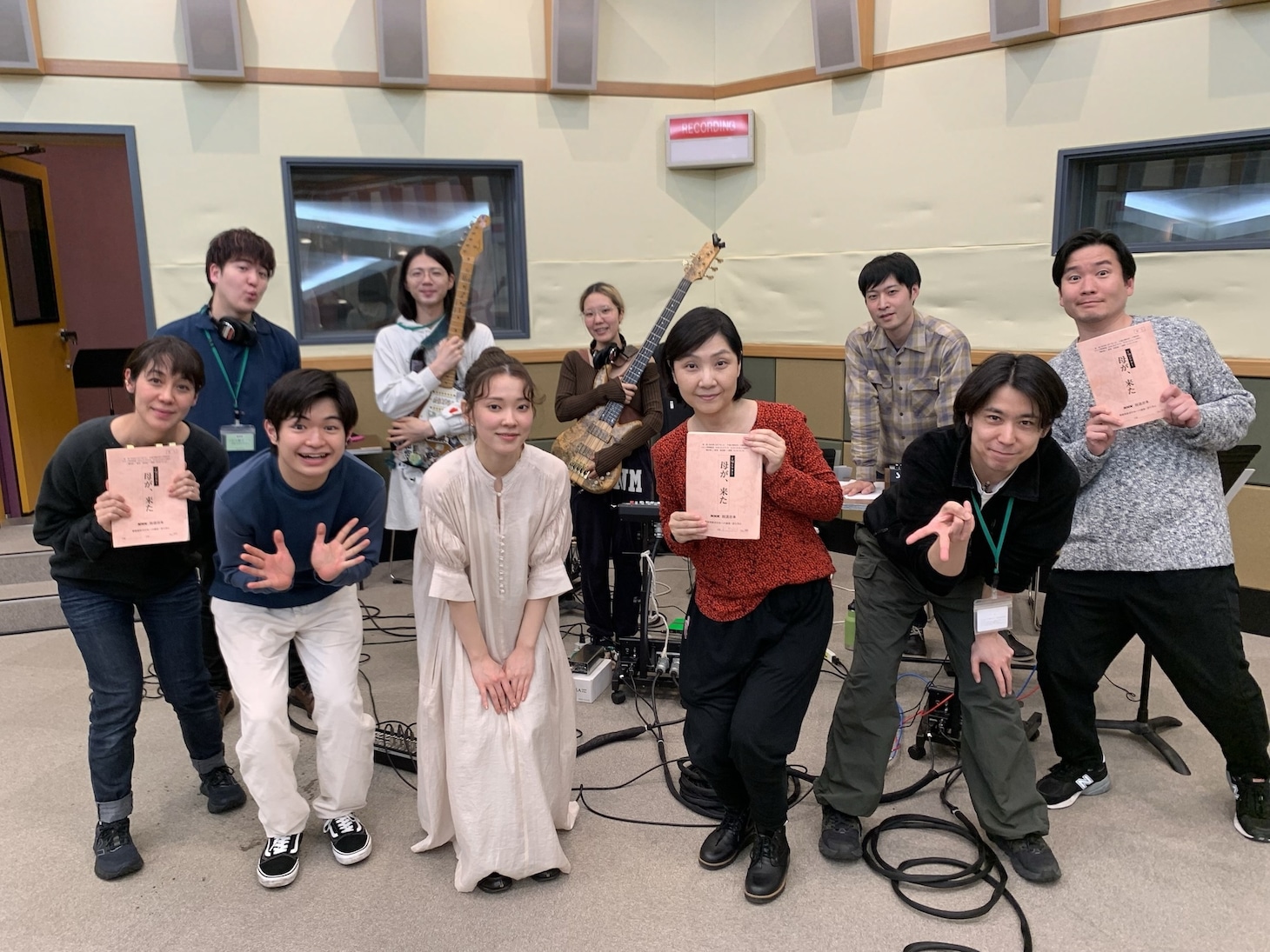 NHK-FM「FMシアター『母が、来た」』」出演者。