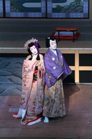 「薫風歌舞伎特別公演」第三部「湧昇水鯉滝『鯉つかみ』」より。