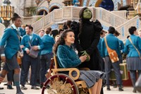 映画「ウィキッド ふたりの魔女」より。