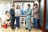「手塚世界と私 ~『W3 ワンダースリー』の出演者が語る~」に出席した面々。左から成河、彩吹真央、井上瑞稀、ウォーリー木下。(撮影:岡千里)