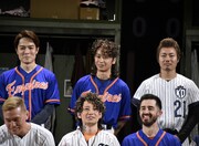 島田隆誠（後列中央）