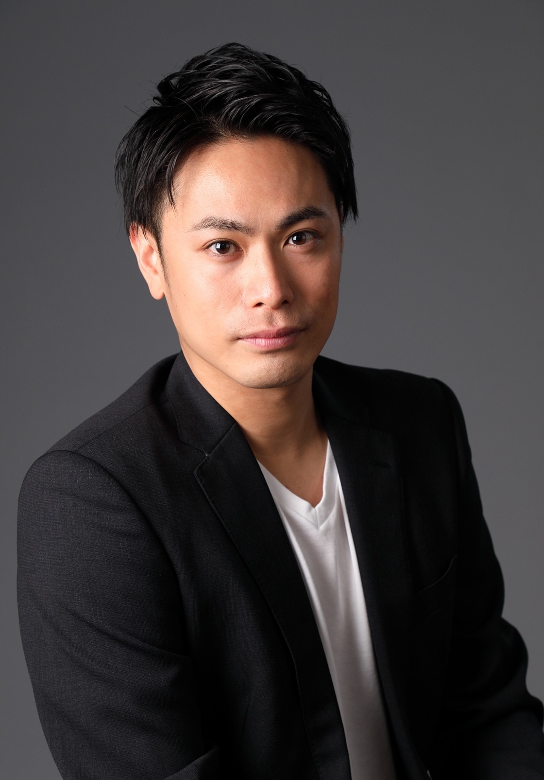 越塚学