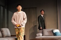 イキウメ 2025年新作公演「ずれる」より。（撮影：田中亜紀）