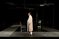 ほろびて「ドブヘ INTO THE DITCH」より。（撮影：明田川志保）