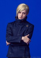 立花裕大扮する七海建人。