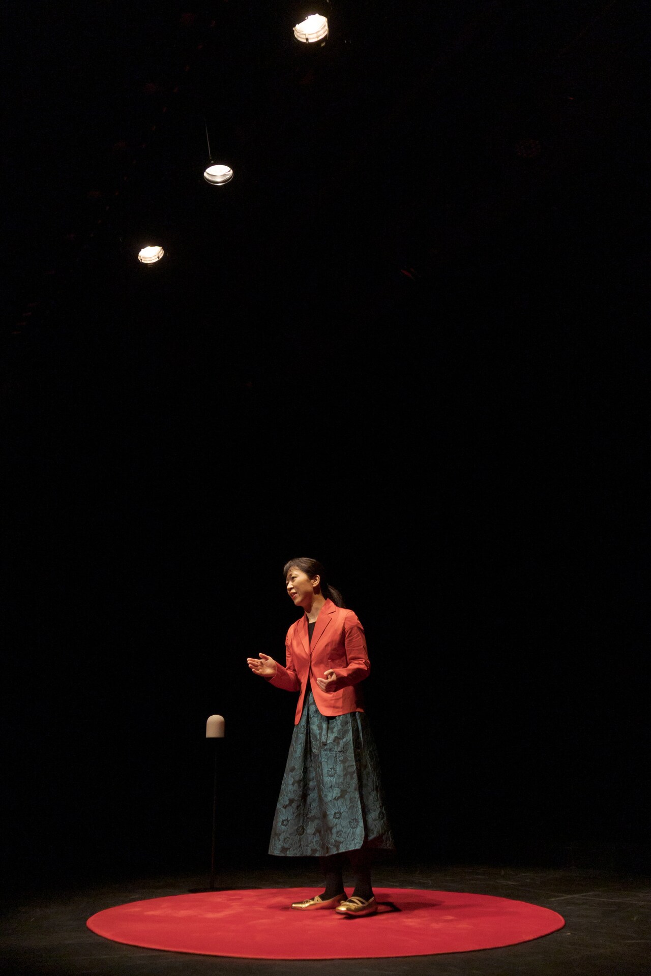 7度「いつか来る、わたしの埋葬のためのレクチャー」より。©青二才晃