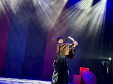 赤澤遼太郎28歳記念公演 舞台「Fight with Tomato」より。