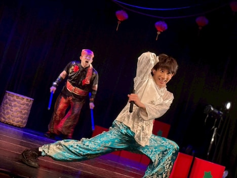 赤澤遼太郎28歳記念公演 舞台「Fight with Tomato」より。