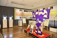 「尾上菊之助改め八代目尾上菊五郎 尾上丑之助改め六代目尾上菊之助 襲名展」の様子。