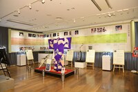 「尾上菊之助改め八代目尾上菊五郎 尾上丑之助改め六代目尾上菊之助 襲名展」の様子。