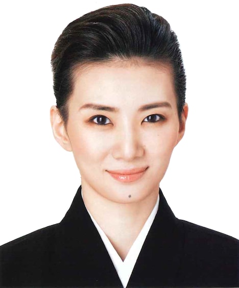 極美慎©︎宝塚歌劇団