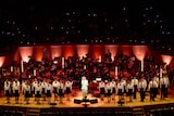 「billboard classics 山崎育三郎 Premium Symphonic Concert Tour 2025 ~Eleganza~」より。(撮影:石阪大輔)