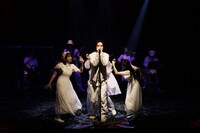 舞台「地獄の控室」より。