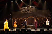 「Nostalgic Cabaret」より。