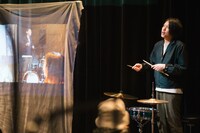 バストリオ「セザンヌによろしく！」より。（撮影：コムラマイ）