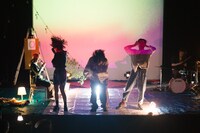 バストリオ「セザンヌによろしく！」より。（撮影：コムラマイ）