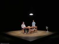 劇団普通「秘密」より。（撮影：福島健太）