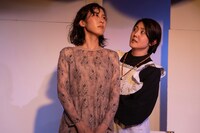 シアターランポン本公演 vol.3「R.U.R.」より。（撮影：ホンダアヤノ）