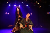 花組ヌーベル ミュージカル「平家蟹」浦組より。（撮影：古元道広）