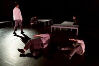 サファリ・P 第11回公演「悪童日記」より。（撮影：松本成弘）