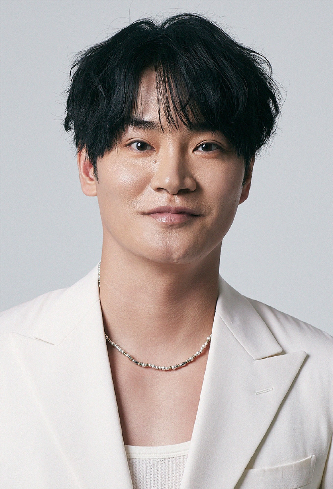 細谷佳正