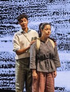 「Our Cosmic Dust」より。（Photo by Pamela Raith）